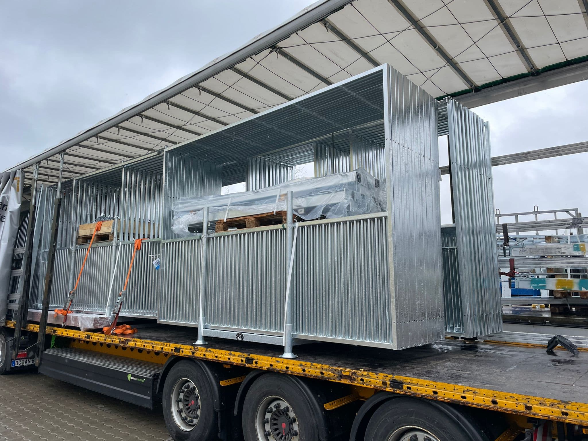 Tiertransport von Winkel – Foto 7