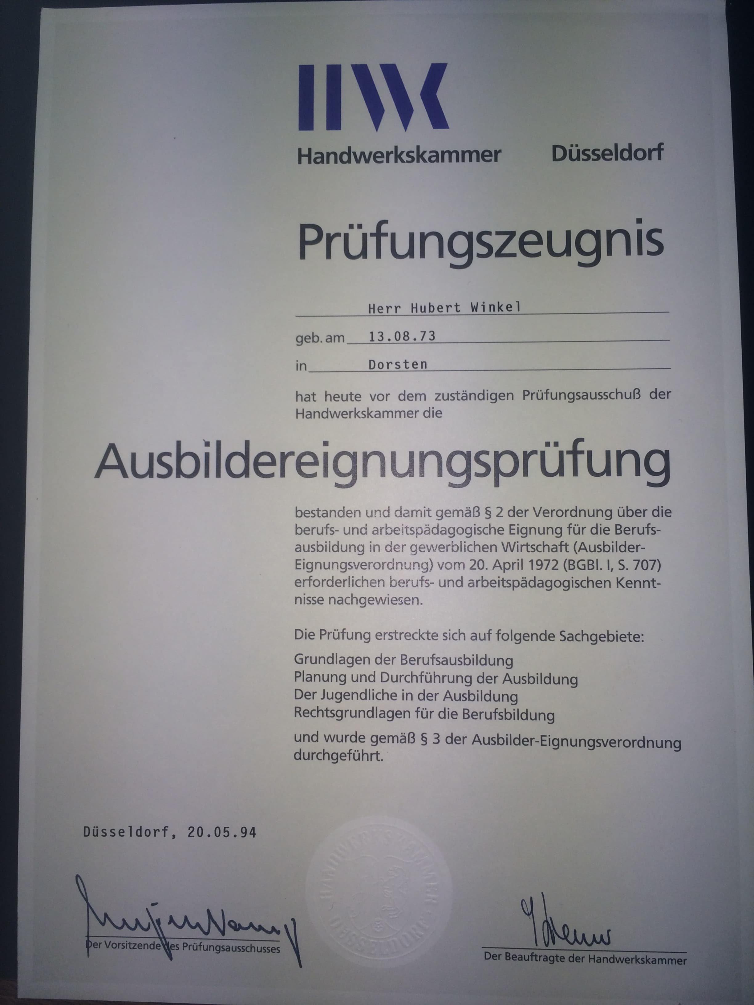 Winkel Zugfahrzeug mit Pferdeanhänger