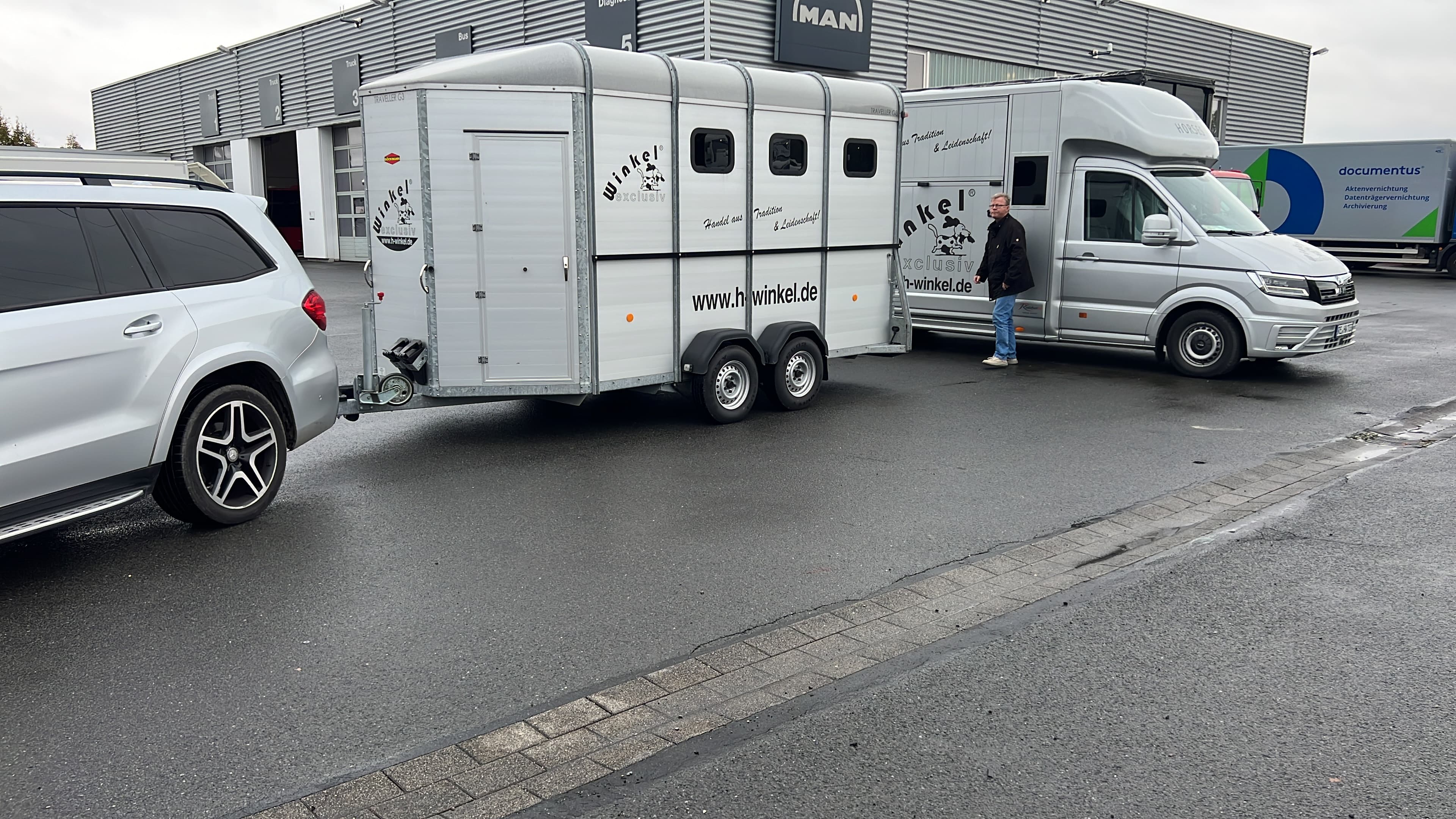 Tiertransport von Winkel – Foto 9